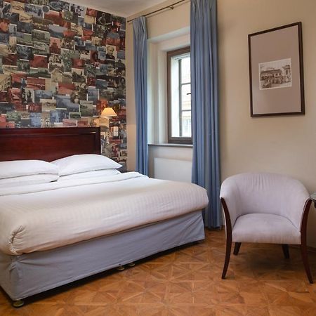 Charles Bridge Rooms & Suites By Sivek Hotels Praha Bagian luar foto