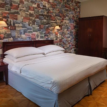 Charles Bridge Rooms & Suites By Sivek Hotels Praha Bagian luar foto