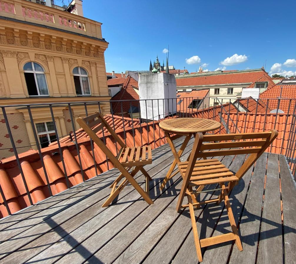 Charles Bridge Rooms & Suites By Sivek Hotels Praha Bagian luar foto